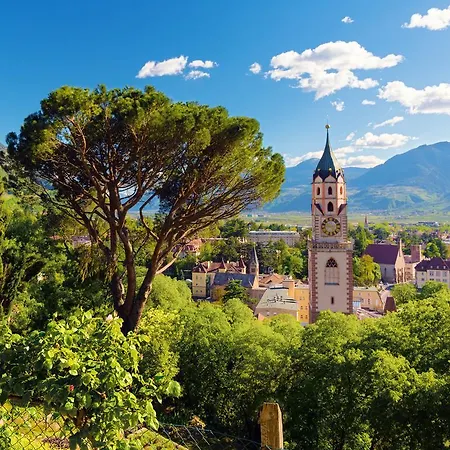 Flora & Merano